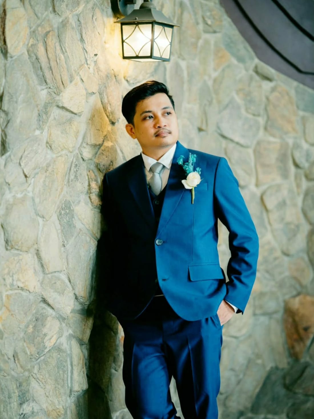 Wedding Suit: Three-piece in royal blue